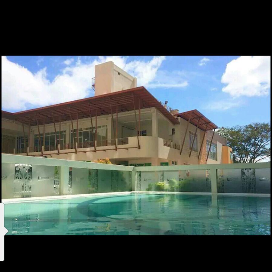 Light And Chic - Tagaytay Vacation Pad Apartment Tagaytay City Luaran gambar